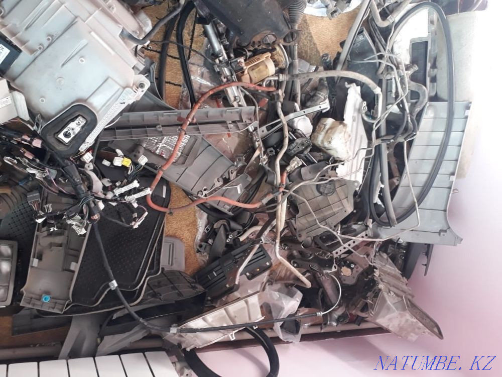 Toyota Camry    года Шымкент - изображение 9