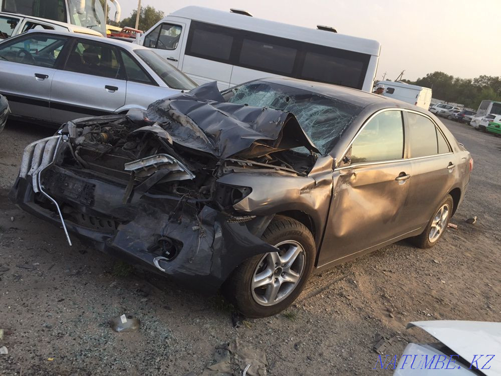 Toyota Camry    года Шымкент - изображение 2
