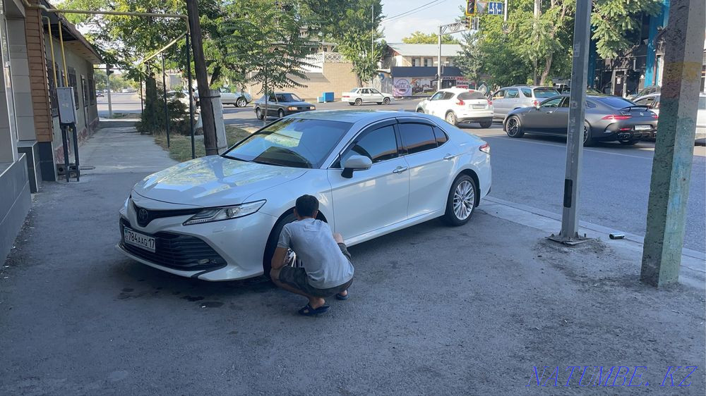 Toyota Camry    года Шымкент - изображение 8