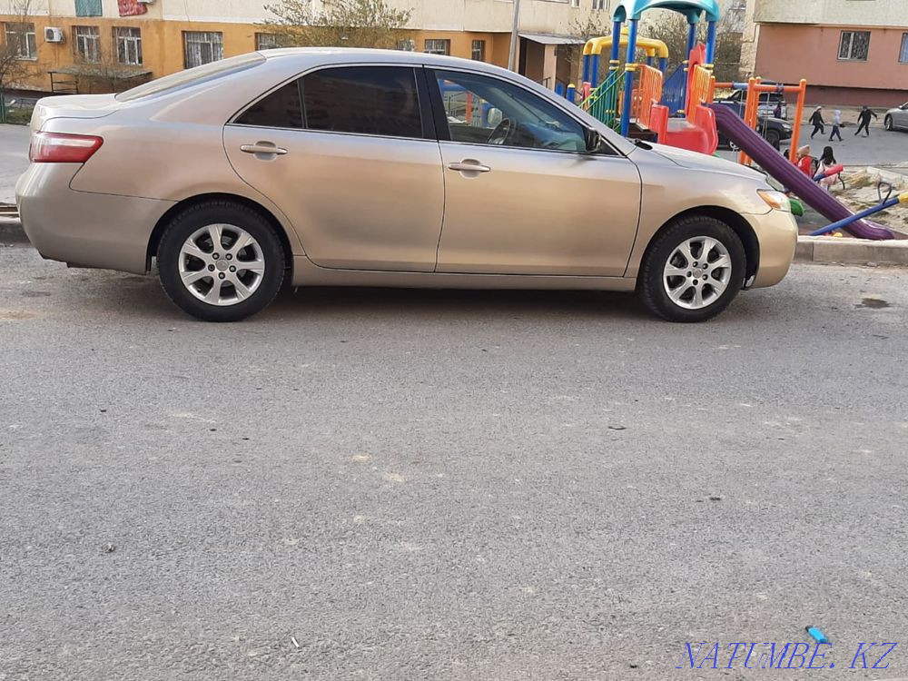 Toyota Camry    года Шымкент - изображение 4