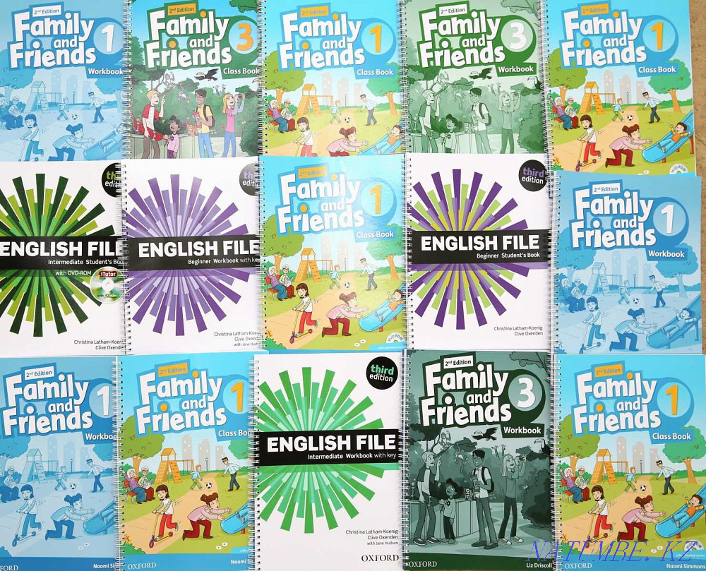 Friends activity book 2. Family and friends уровни. Friends 3 student's book. Family and friends 3 students book. Family and friends 2 students book.