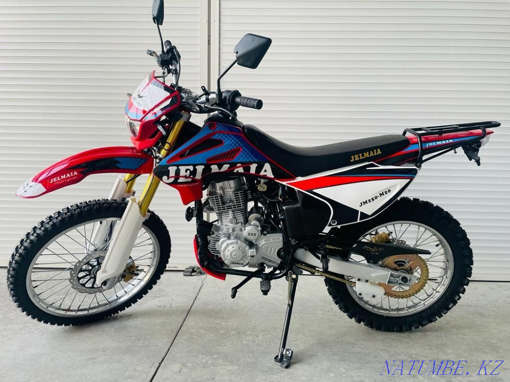 Enduro motorcycle 250-300cc Taraz - photo 1