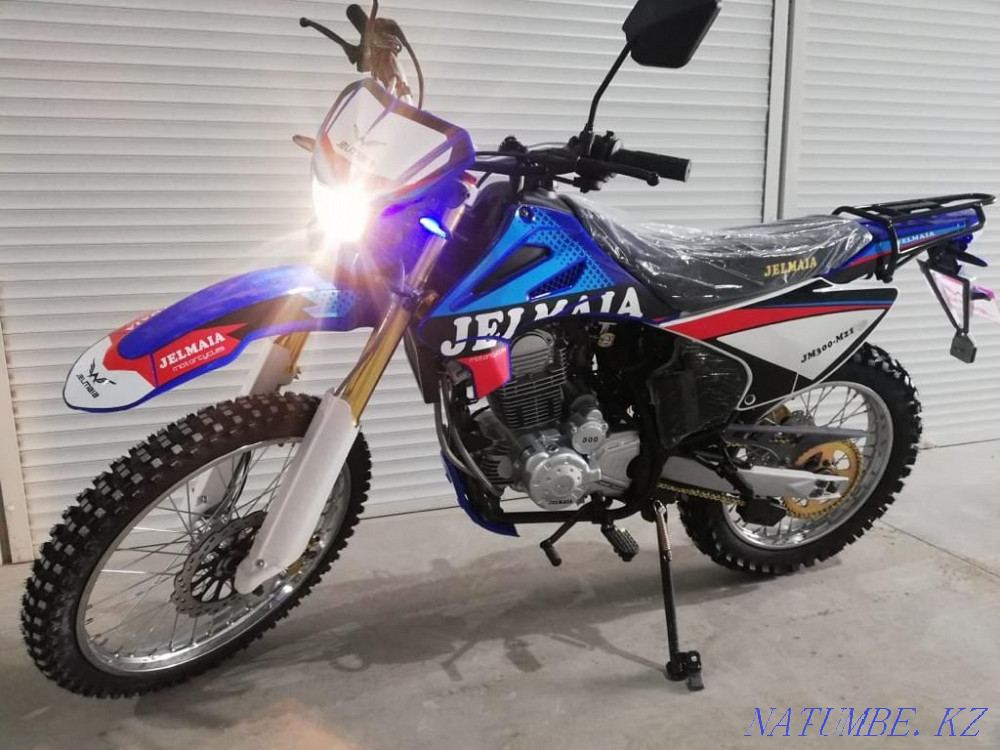 Enduro motorcycle 250-300cc Taraz - photo 7
