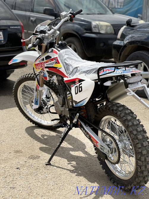 06 Enduro 250cc Oral - photo 5