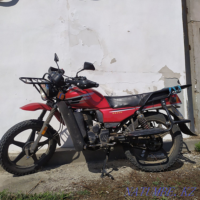 Gsx Suzuki motorcycle for sale with 400000 mileage  - photo 1