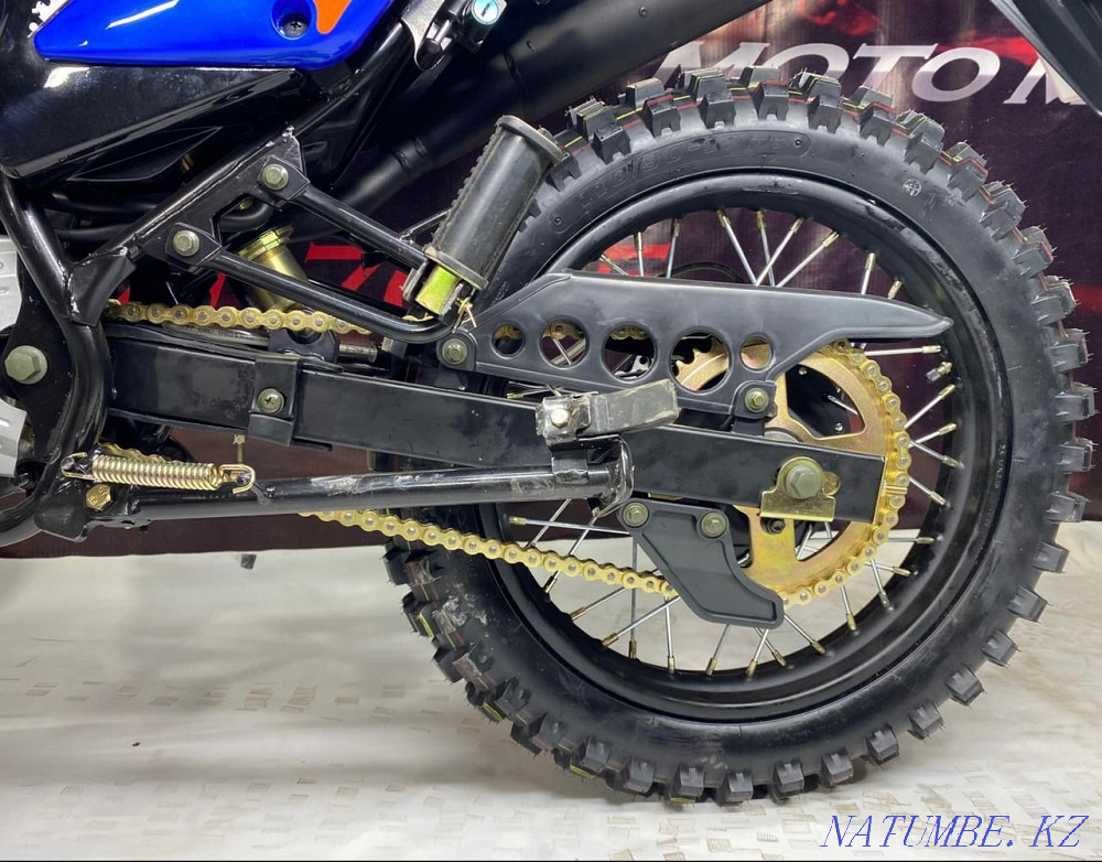 Motorcycle Motorcycle  - photo 6