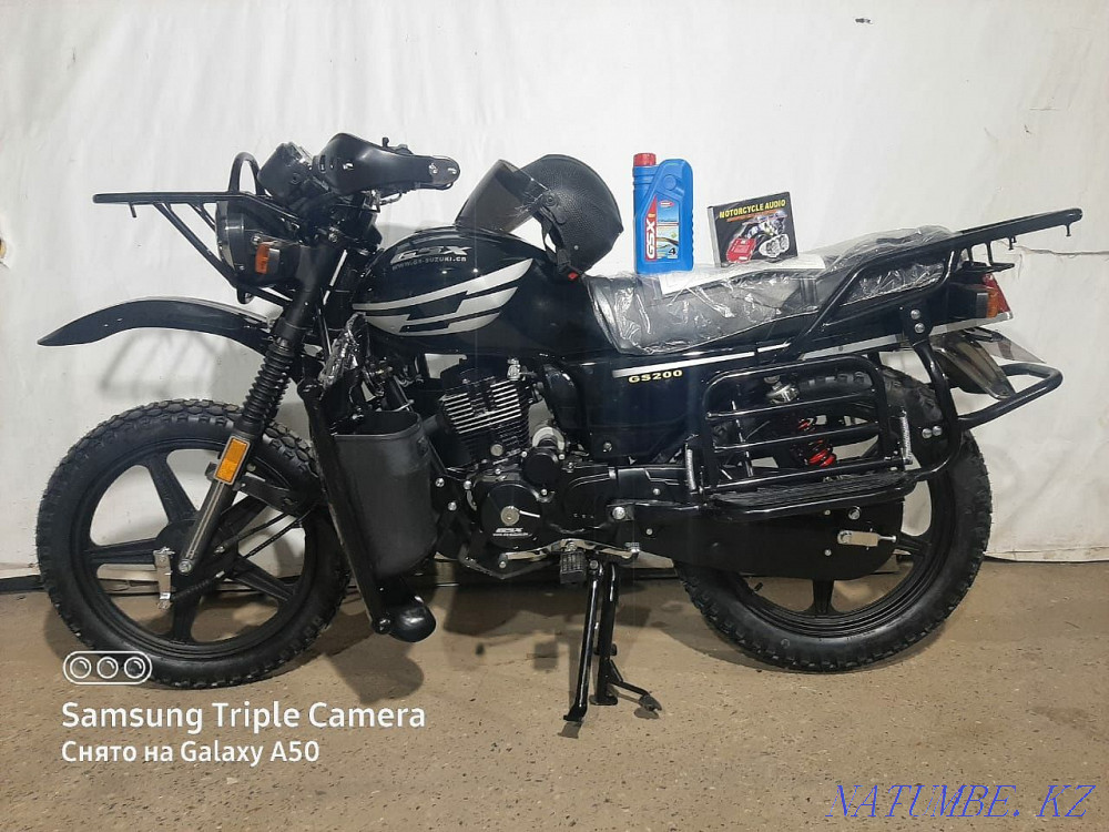 Moto Suzuki A?t?be bar.Syily??a мафон, каска, дабыл, мамыр  Ақтөбе  - изображение 2