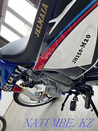 Motorcycle Mountain Enduro Zhelmaya 250/300 cc  - photo 4