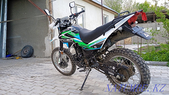 Racer enduro 250cc  - photo 2