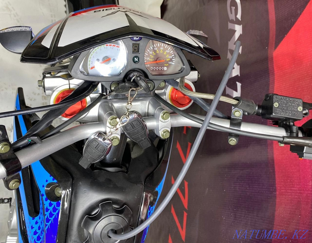 Motorcycle Motorcycle  - photo 3