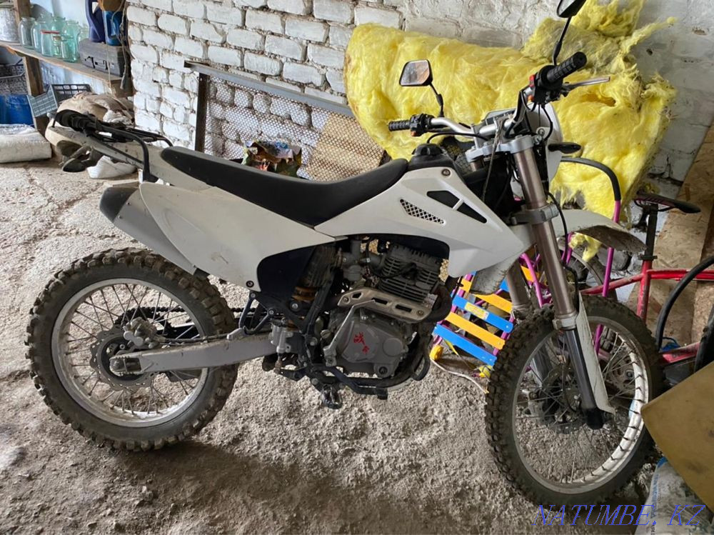 Motorcycle R5  - photo 1