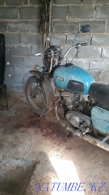 Мотоцикл иж планета4  - изображение 1