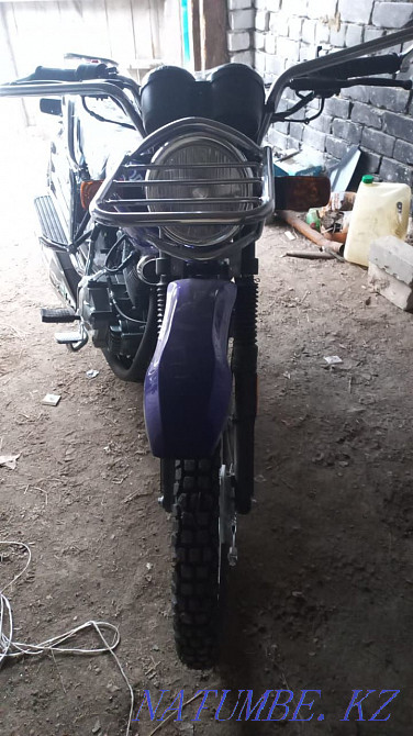 Мотоцикл 200 куб , алмотор Астана - изображение 1
