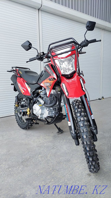 Enduro motorcycle yellowing Oral - photo 2