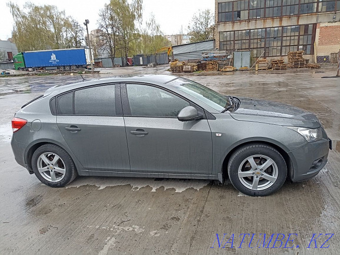 Chevrolet Cruze 2011 ж  - изображение 1