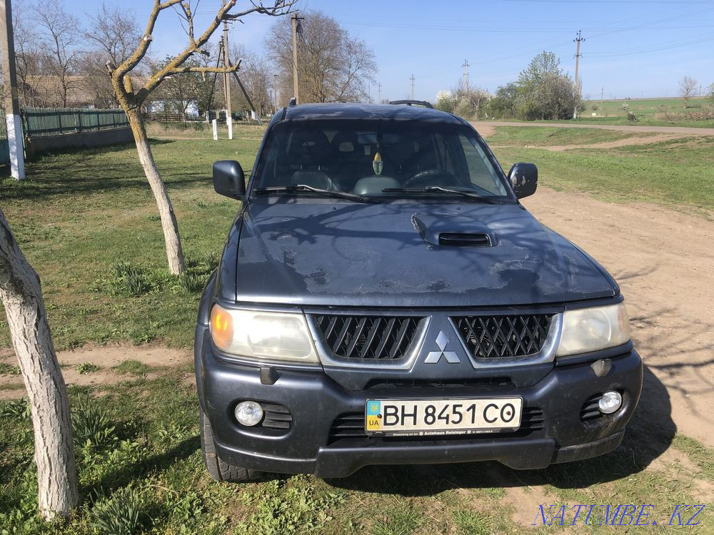 auto mitsubishi pejero sport  - photo 4