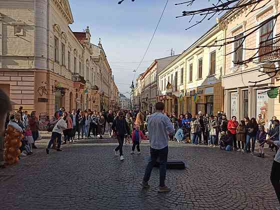 Сниму квартиру, комнату Черновцы или соседние города. 