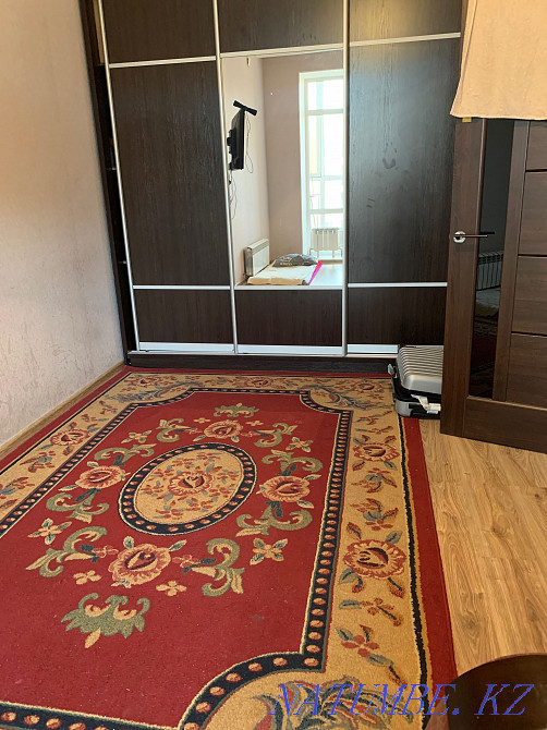 Мен тұратын қыз іздеймін  Астана - изображение 1