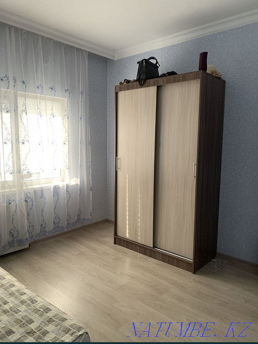 Urgent rent a room in a 3-room apartment Акбулак - photo 4