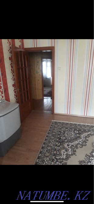 Срочно на подселение девушка или женщина Уральск - изображение 1