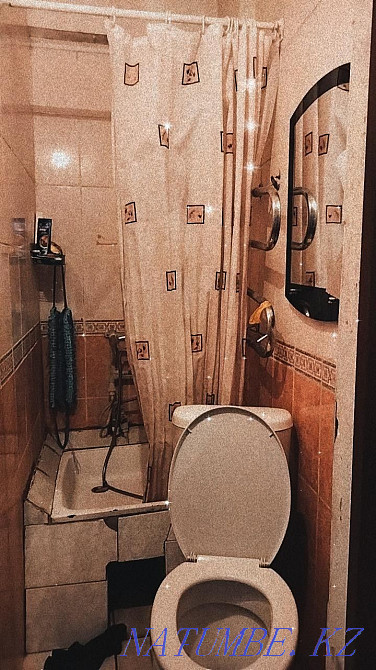 Мен жекешелендірілген жатақханада бөлме жалдап тұрамын.  Алматы - изображение 4