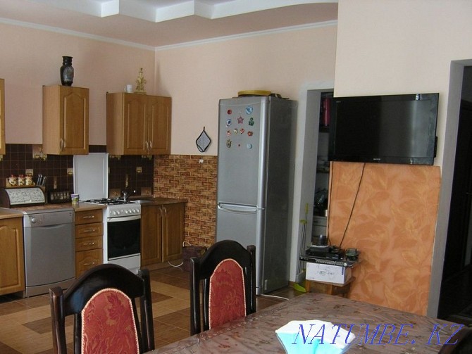 Large room for a girl to share Almaty - photo 8