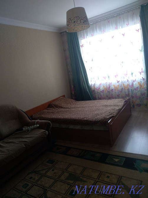 Тез арада қызды бөлмеге апарып, қыздармен бөліс  Астана - изображение 3