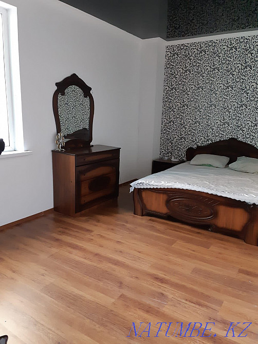 I rent a room LCD Senator  - photo 5