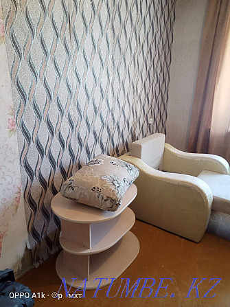 Сдам общ-е на МЛД с мебелью,вода в комнате,ж/дверь Петропавловск - изображение 1