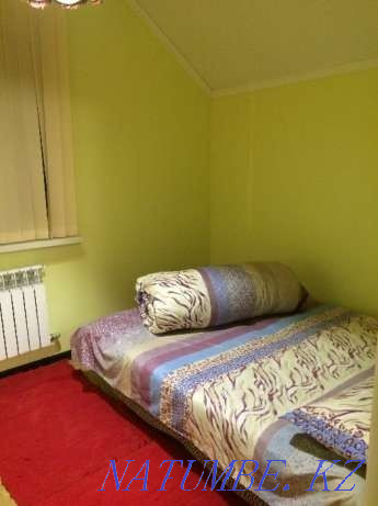 қызға бөлме жалдау тегін жұмыс бар  Алматы - изображение 1