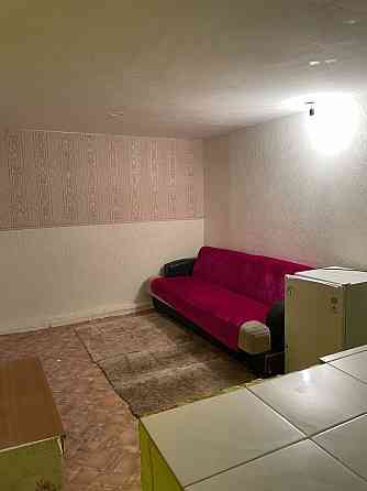 Сдам двухкомнатную комнату в общежитии в цокольном этаже Astana