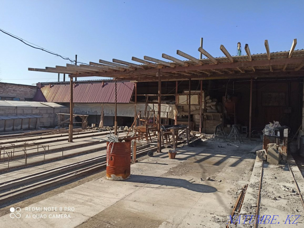 Plot with premises  - photo 3