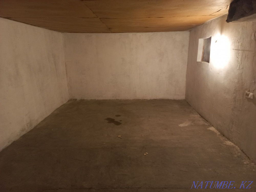 There is a garage for rent. District Communism People's Bank Turkestan - photo 1