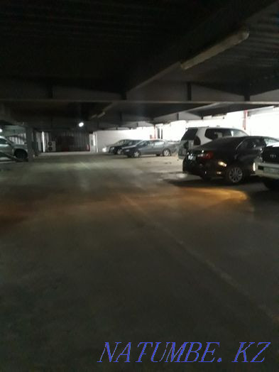 Parking, parking space at Makataeva corner. Zenkova Almaty - photo 2