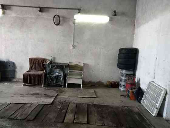 Сдам теплый гараж, центральное отопление,раздевалка,вода, яма 6 метров Pavlodar