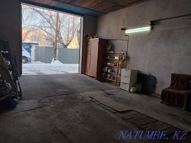 Сдам теплый гараж, центральное отопление,раздевалка,вода, яма 6 метров Павлодар - изображение 2