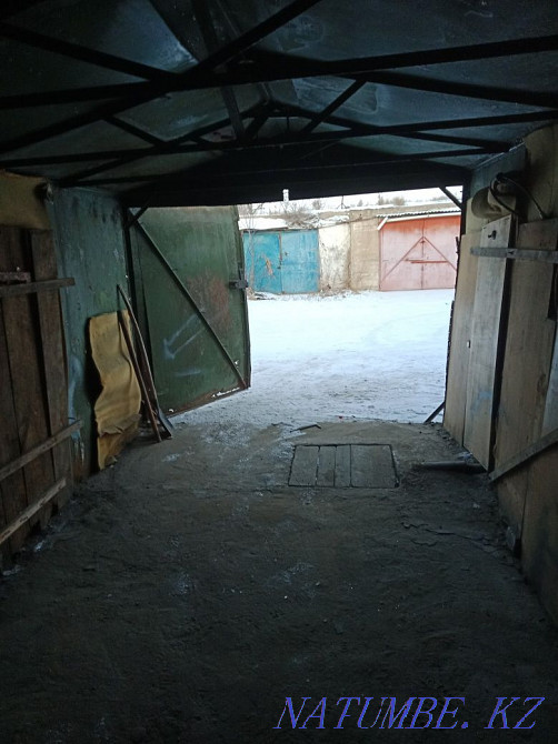 Rent a garage for rent, there is a concrete cellar size 2 * 2 Semey - photo 4