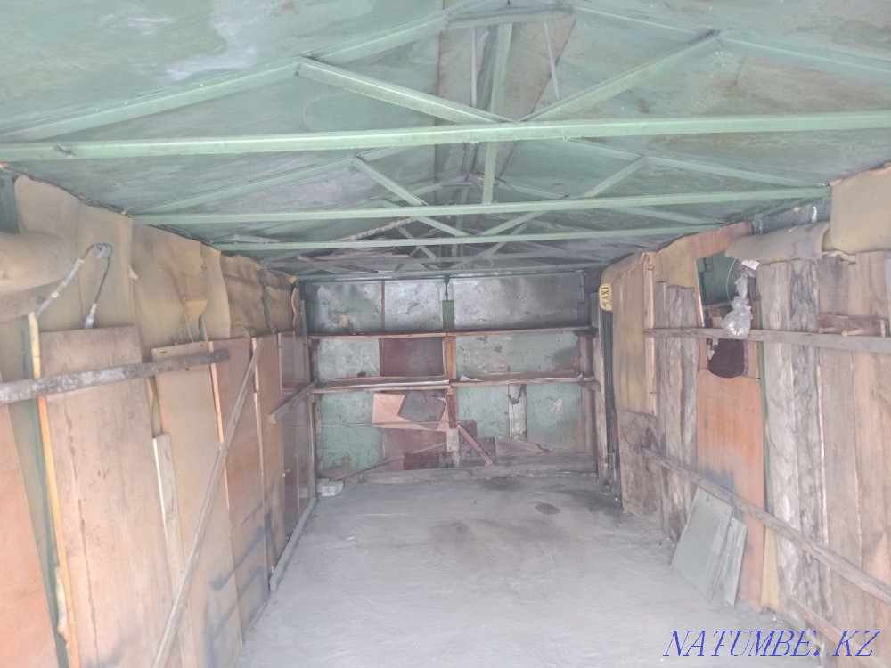 Rent a garage for rent, there is a concrete cellar size 2 * 2 Semey - photo 2