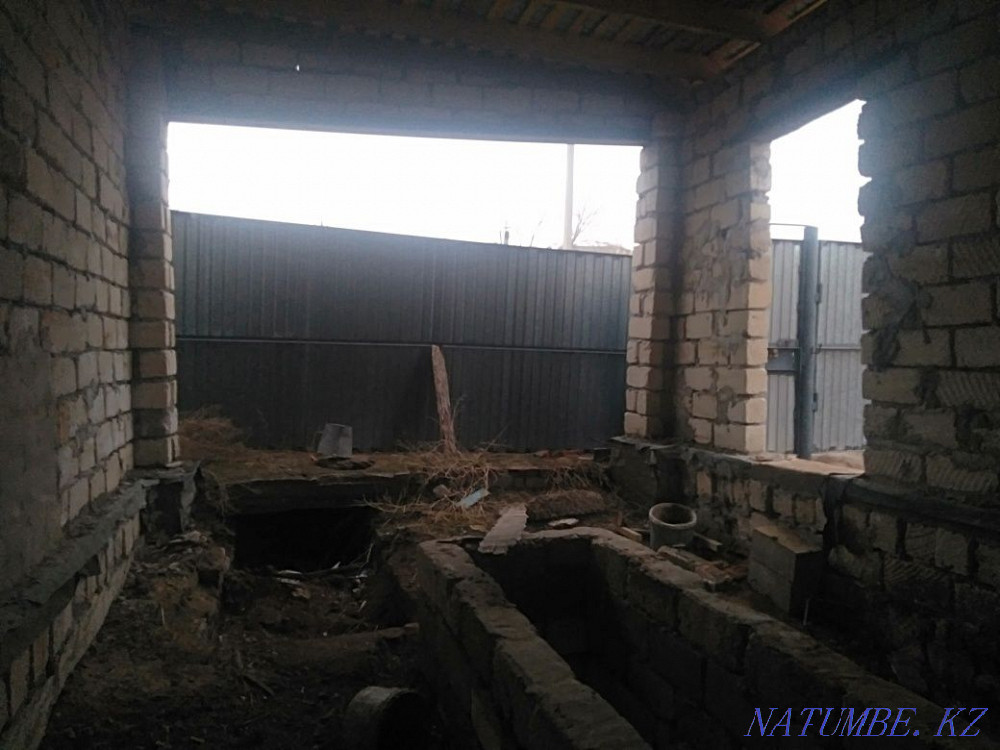 Garage, warehouse  - photo 5