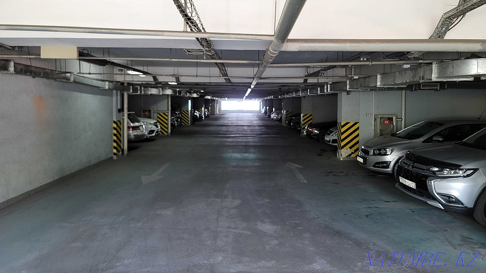 Rent parking Abay 44/2 corner. Baitursynov Almaty - photo 1