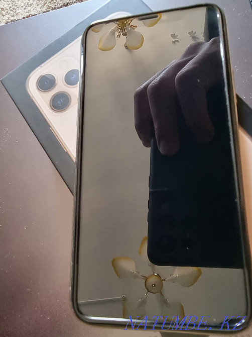 iPhone 11 pro urgently  - photo 2