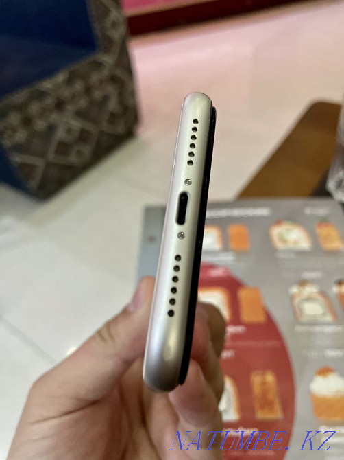 Iphone 11 64GB White White Almaty - photo 6