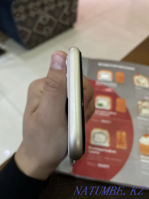 Iphone 11 64GB White White Almaty - photo 5