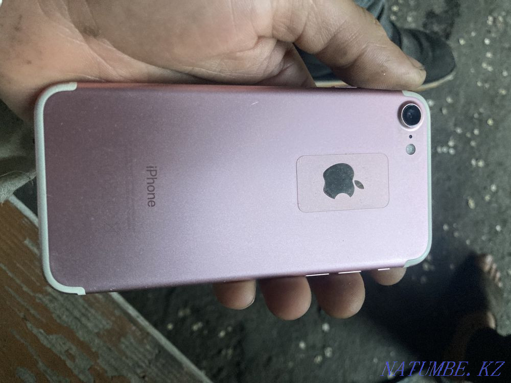 Sell iphone 7 32g Almaty - photo 1