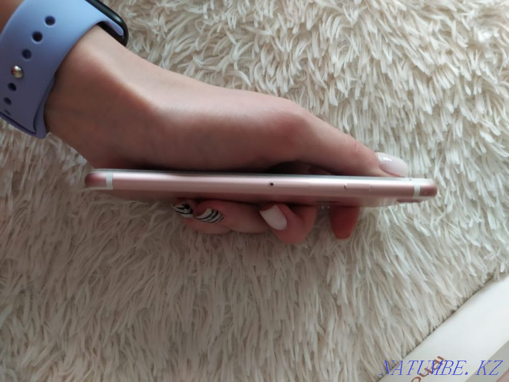 iPhone 7, 32gb Жибек жолы - photo 4