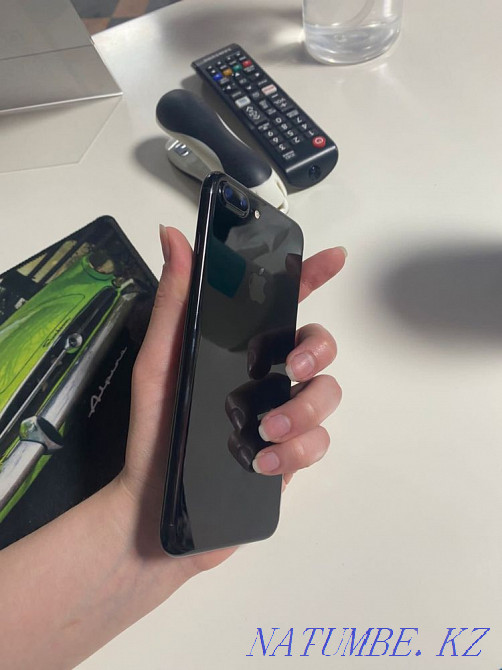 Apple 7+ jet black Алматы - изображение 3