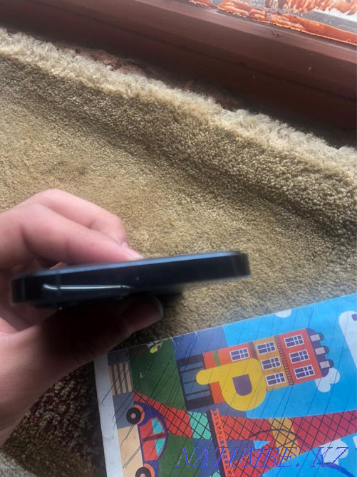 Requires iphone 12 pro  - photo 6