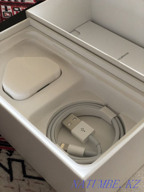 iPhone X, 10. 64 GB Almaty - photo 4