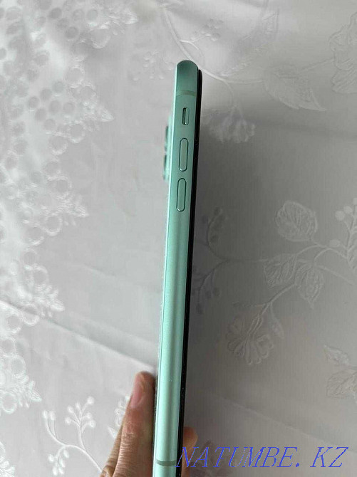 Sell iPhone 11*64gb Almaty - photo 3