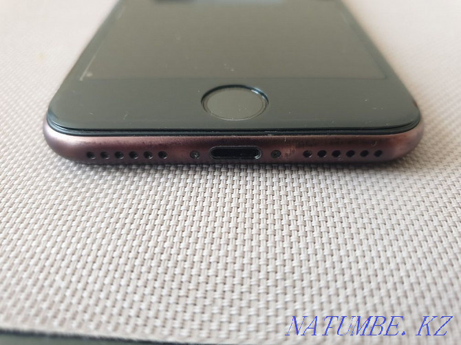 iPhone SE 2020 Black 128 gb Нуркен - photo 3